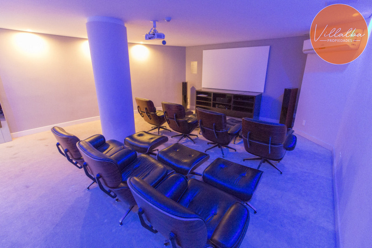 Apartamento ID.3689 - Venta Apartamento 3 Dormitorios Playa Brava Punta del Este