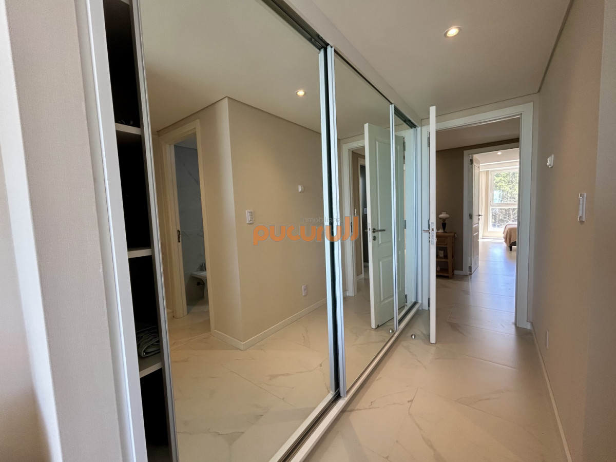 Apartamento ID.2851 - Apartamento en venta en primera linea al mar 