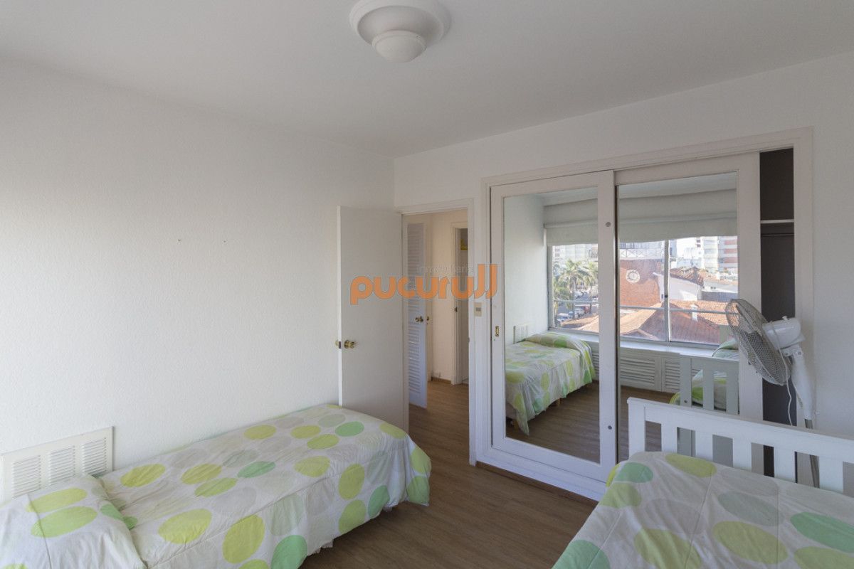 Apartamento ID.2455 - Apartamento en venta en Península Punta del Este, 2 dormitorios, 2 baños