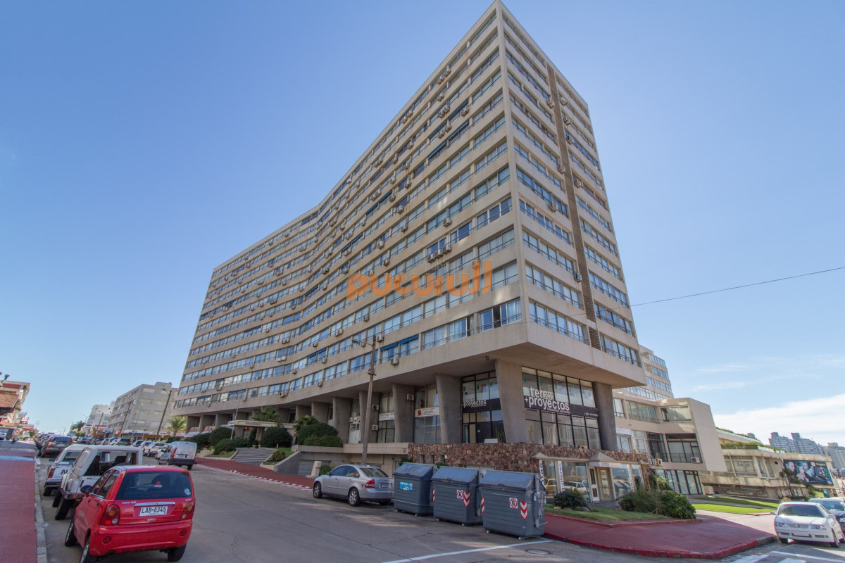 Apartamento ID.2455 - Apartamento en venta en Península Punta del Este, 2 dormitorios, 2 baños