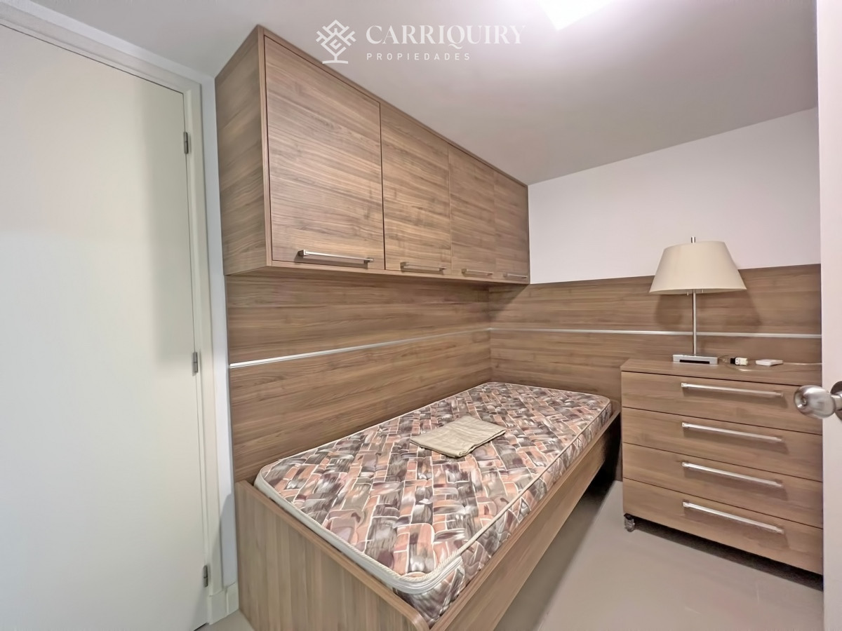 Apartamento ID.9438/Departamento-en-venta-en-Arenas-Blancas-con-vista-al-mar. - Frente al mar, reciclado en torre de gran categoría en venta 