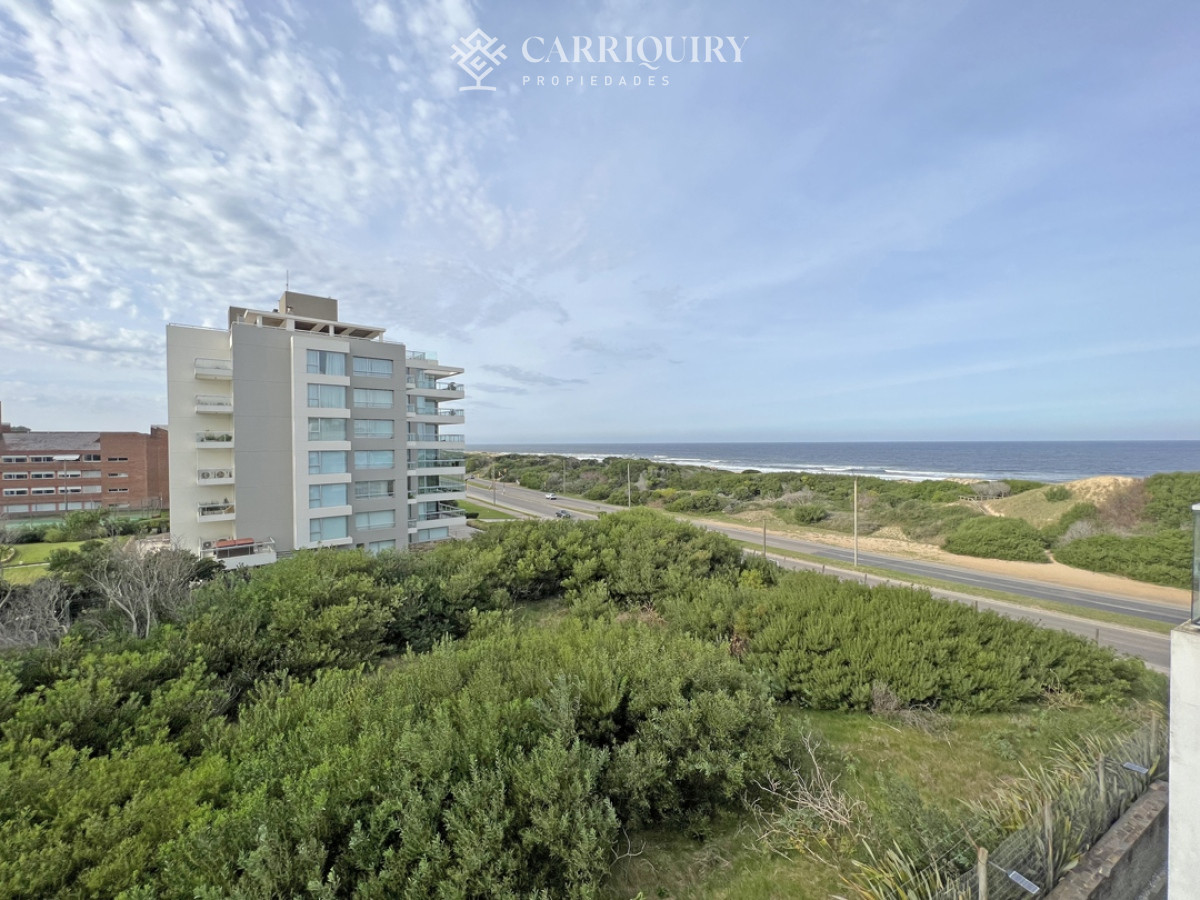 Apartamento ID.9725 - APARTAMENTO PENTHOUSE BRAVA 28  2 DORMITORIOS PUNTA DEL ESTE PLAYA BRAVA