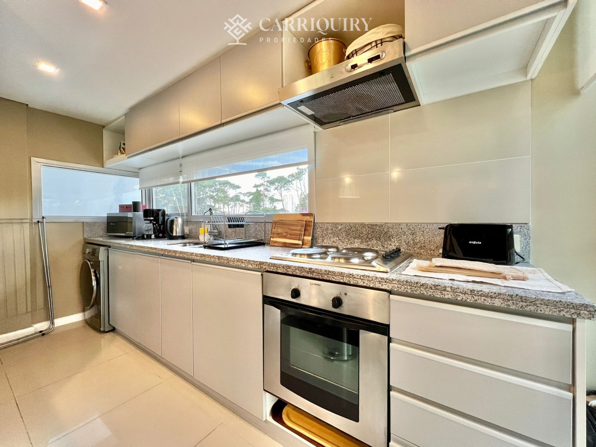 Apartamento ID.8378/Apartamento-en-venta-de-3-dormitorios-en-Forest-Tower-,-Punta-del-este- - Amplio apartamento de 3 dormitorios con amenities 