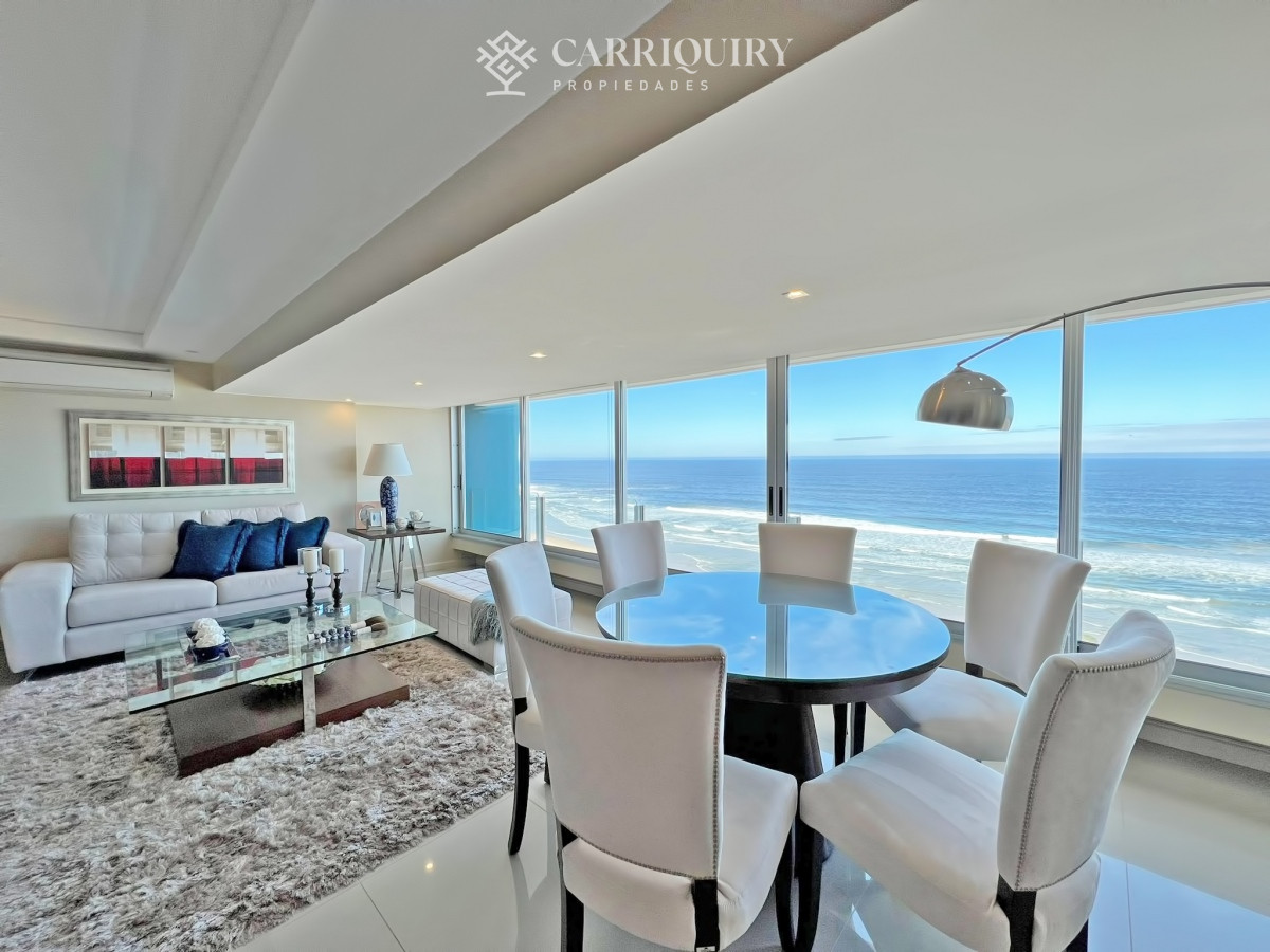 Apartamento ID.9438/Departamento-en-venta-en-Arenas-Blancas-con-vista-al-mar. - Frente al mar, reciclado en torre de gran categoría en venta 
