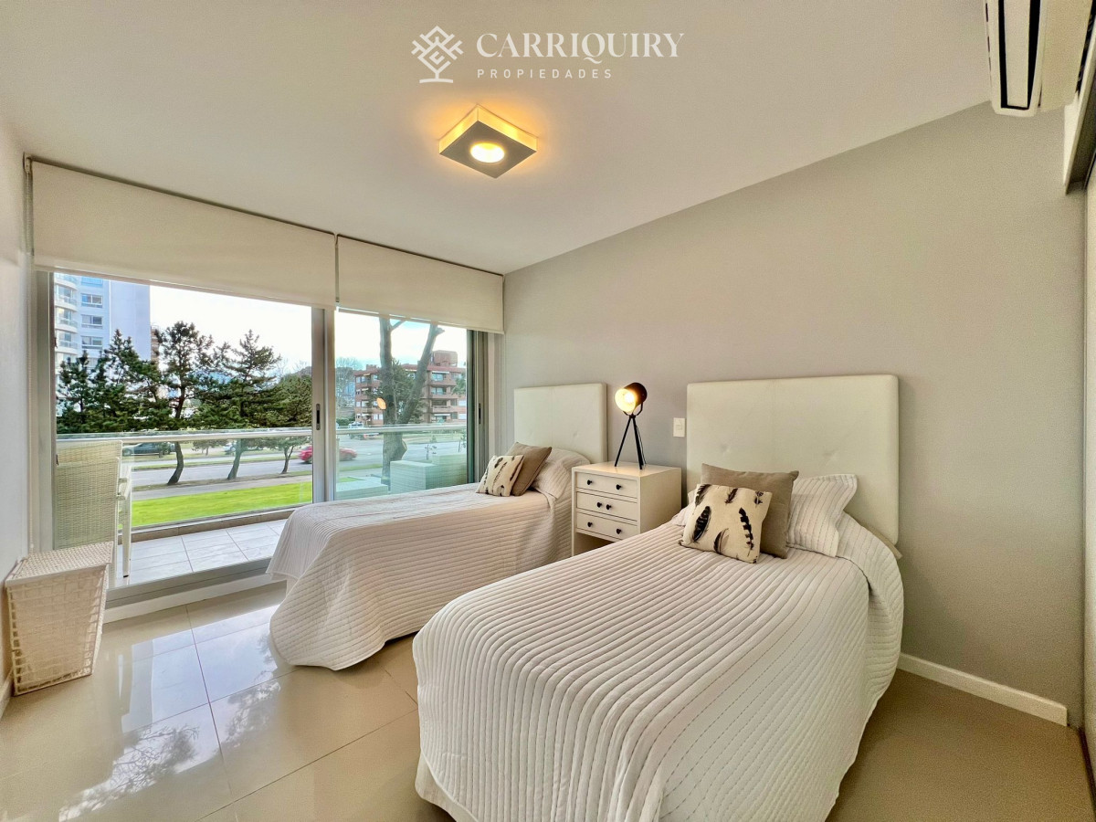 Apartamento ID.8378/Apartamento-en-venta-de-3-dormitorios-en-Forest-Tower-,-Punta-del-este- - Amplio apartamento de 3 dormitorios con amenities 