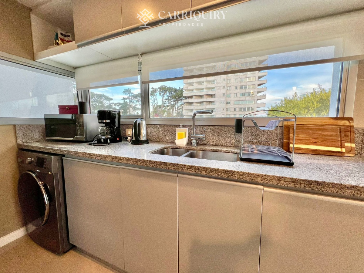 Apartamento ID.8378/Apartamento-en-venta-de-3-dormitorios-en-Forest-Tower-,-Punta-del-este- - Amplio apartamento de 3 dormitorios con amenities 