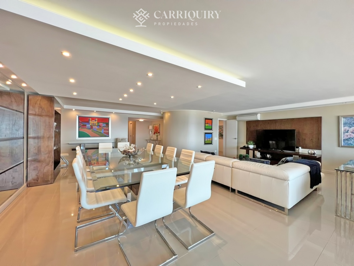 Apartamento ID.9438/Departamento-en-venta-en-Arenas-Blancas-con-vista-al-mar. - Frente al mar, reciclado en torre de gran categoría en venta 