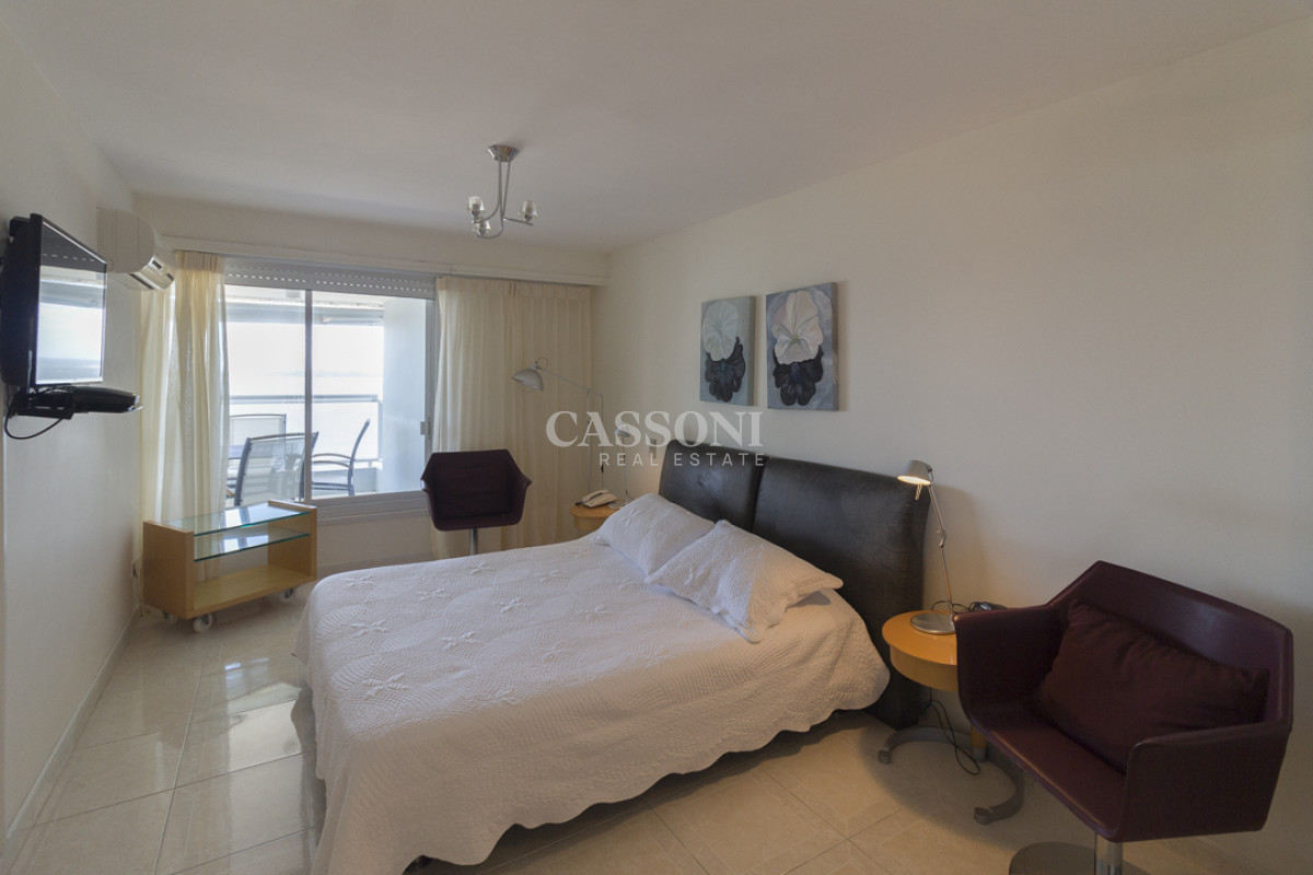 Apartamento ID.2603 -  En Venta primera linea mansa