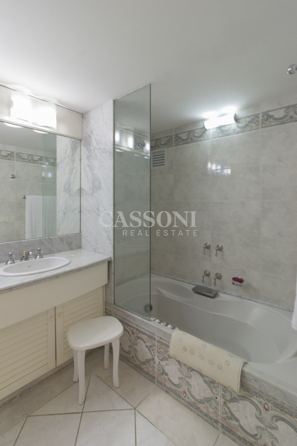 Apartamento ID.2603 -  En Venta primera linea mansa