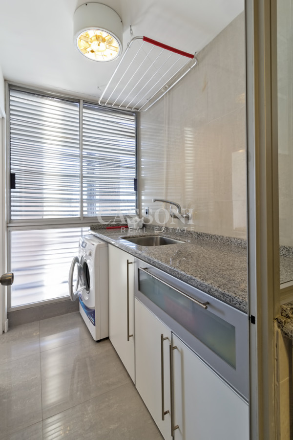 Apartamento ID.4258 - Piso alto, Impecable ! - Hermosa vista al mar, excelente ubicación