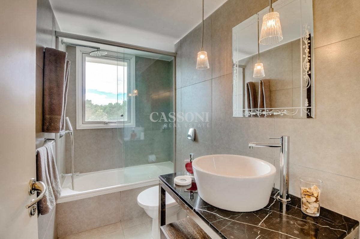 Apartamento ID.2589 - Apartamento en venta en Roosevelt Punta del Este, 2 dormitorios, 2 baños