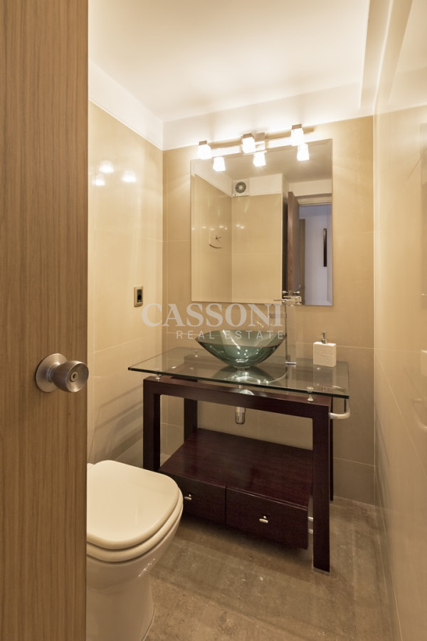 Apartamento ID.4258 - Piso alto, Impecable ! - Hermosa vista al mar, excelente ubicación