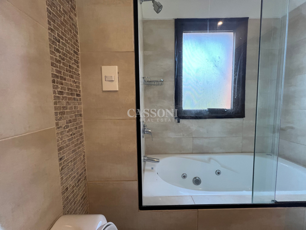 Casa ID.4170 - Alquiler anual y venta casa 2 dormitorios en Barrio privado