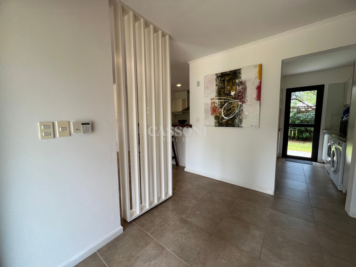 Casa ID.4170 - Alquiler anual y venta casa 2 dormitorios en Barrio privado