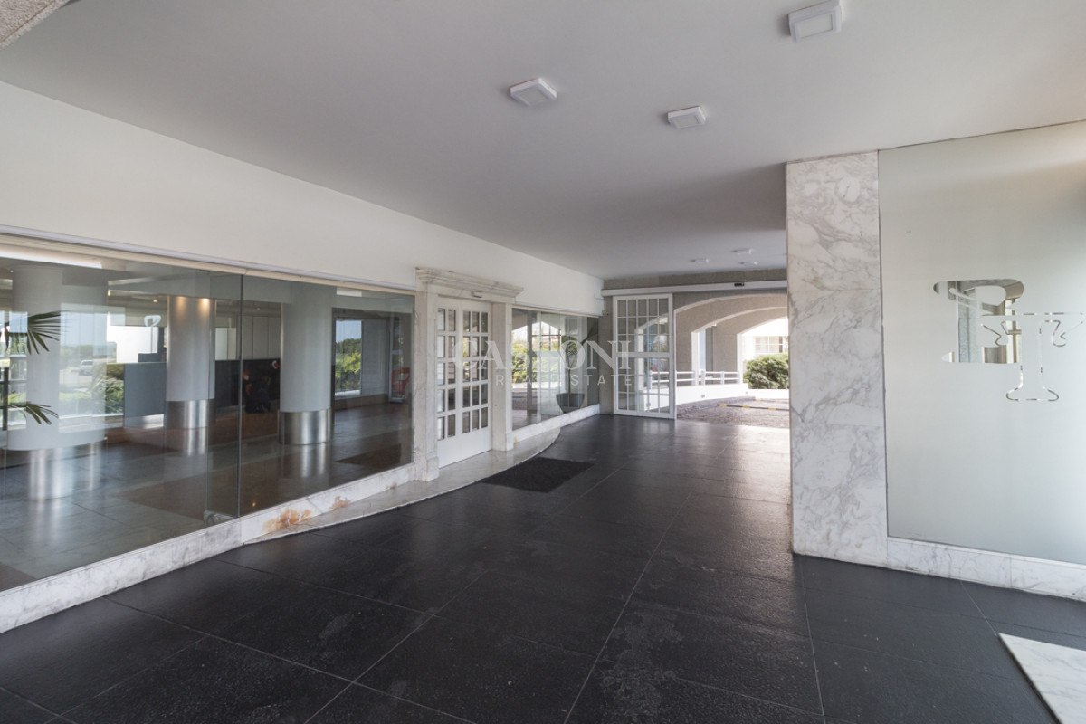Apartamento ID.2603 -  En Venta primera linea mansa