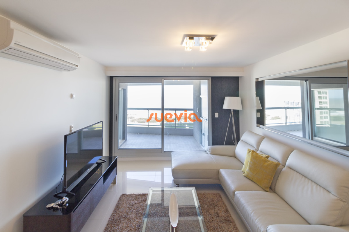 Apartamento ID.3803 - Apartamento en venta y alquiler en Brava Punta del Este, 3 dormitorios, 3 baños