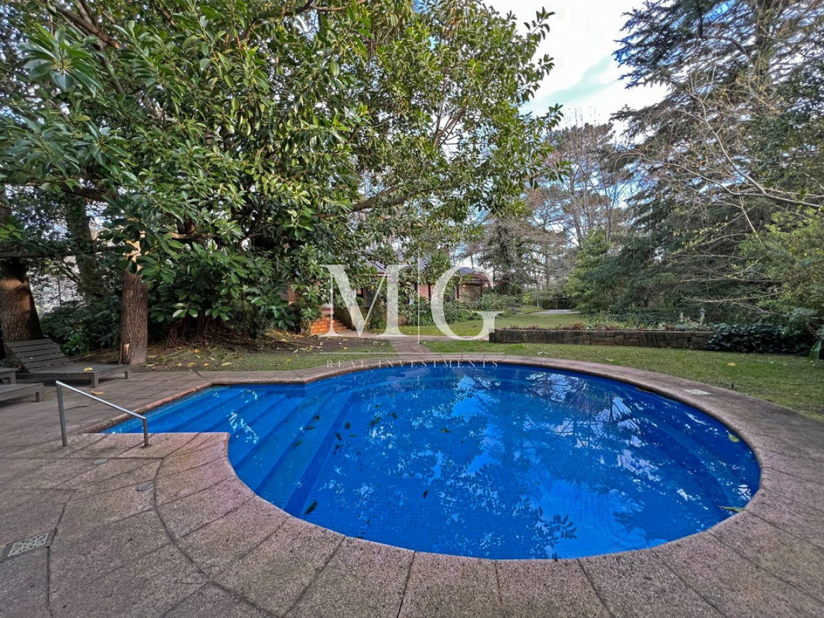 Casa ID.1125 - Residencia en venta ubicada en la mansa - Punta del Este