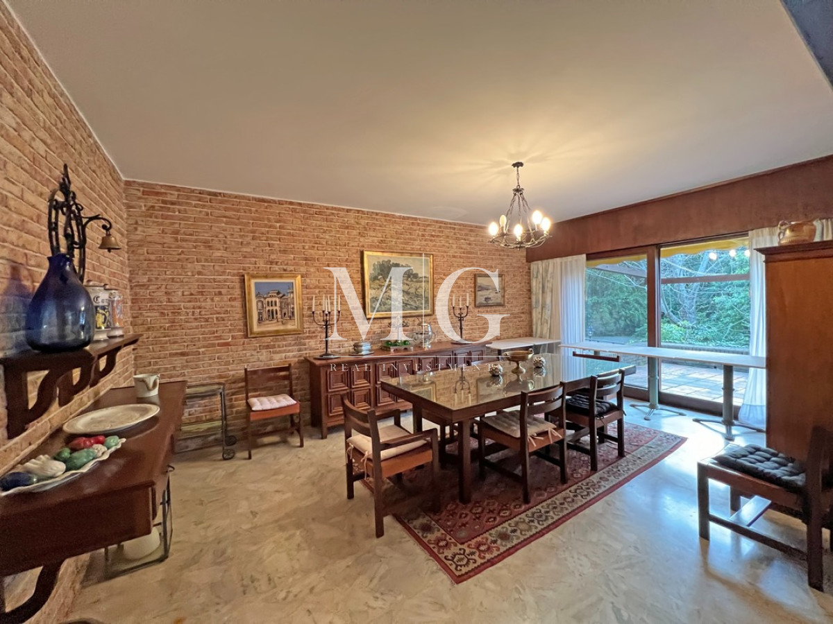 Casa ID.1125 - Residencia en venta ubicada en la mansa - Punta del Este