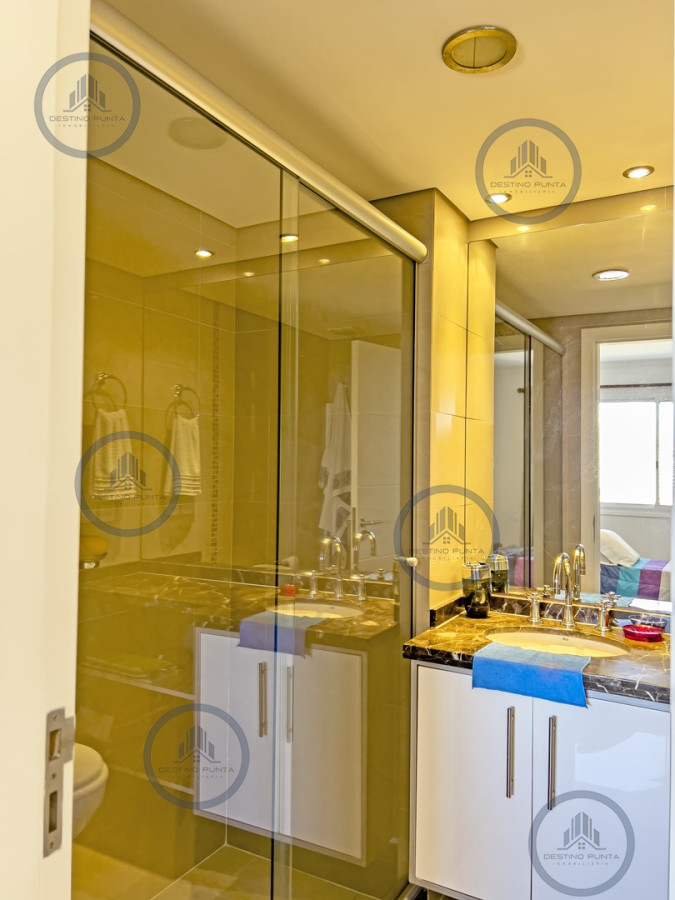 Apartamento ID.2301 - Apartamento moderno de 2 dormitorios en venta playa Mansa 