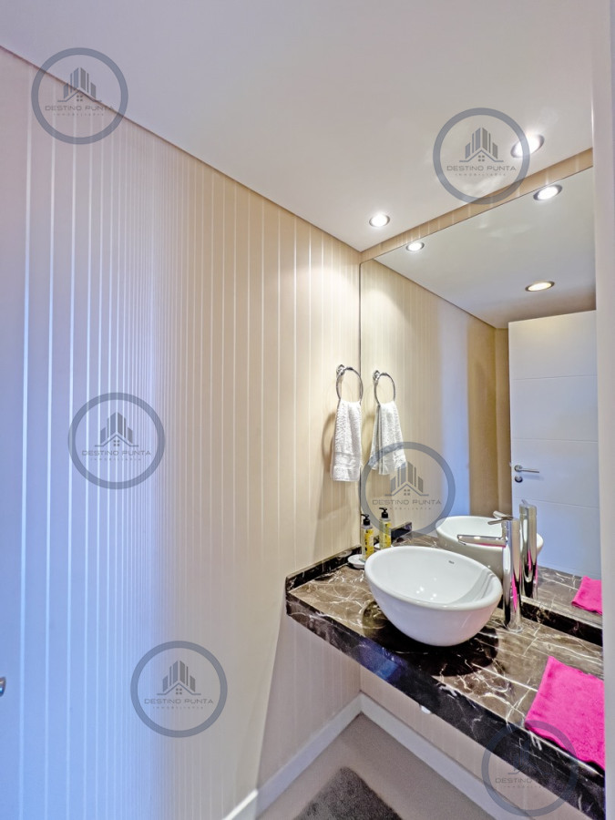 Apartamento ID.2301 - Apartamento moderno de 2 dormitorios en venta playa Mansa 