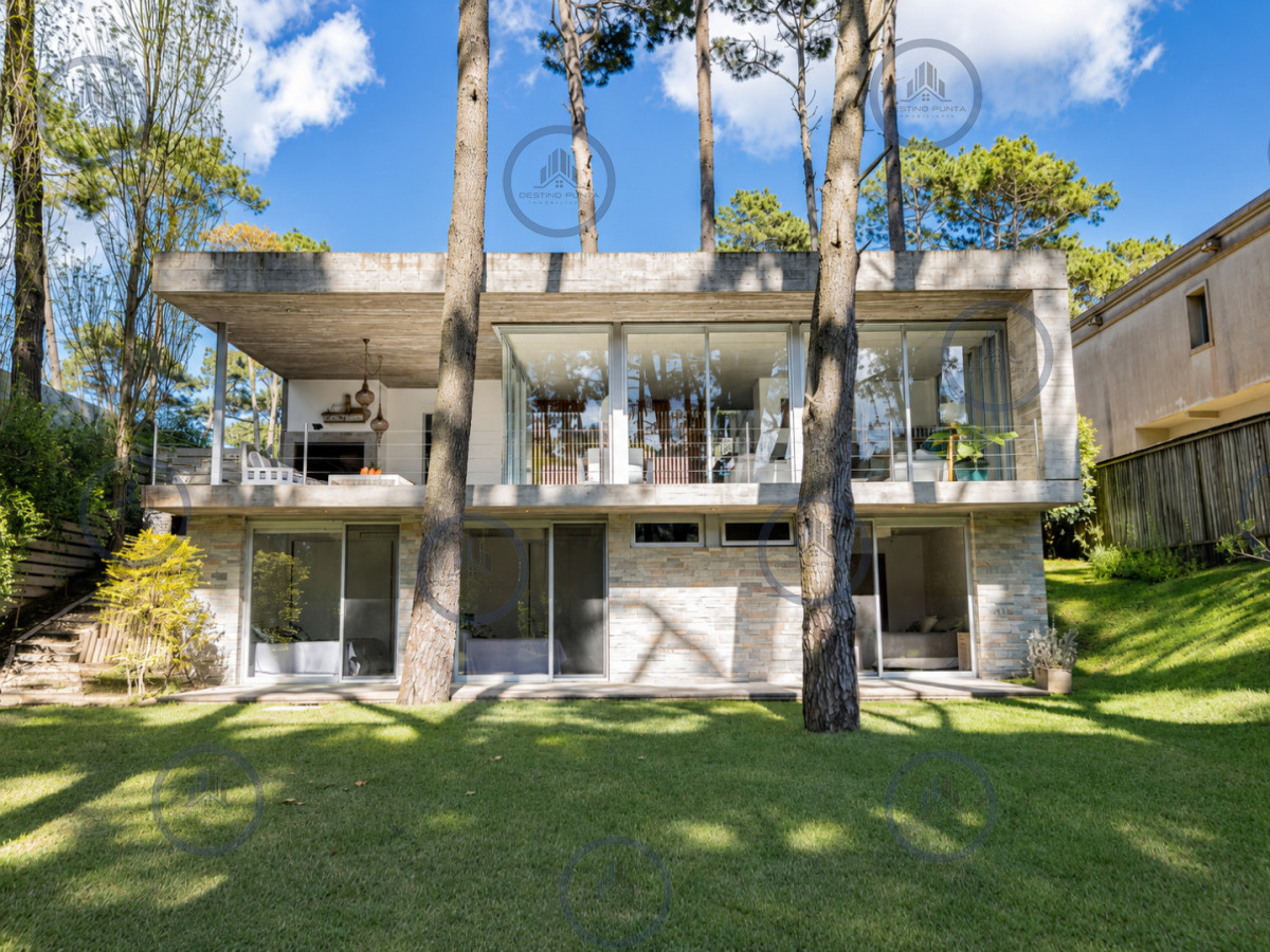 Casa ID.3207 - Exclusiva Casa de 4 dormitorios, en Rincón del Indio 