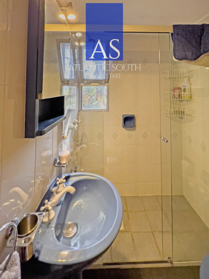 Apartamento ID.4912 - Apartamento 3 dormitorios con estufa y parrillero Playa Mansa