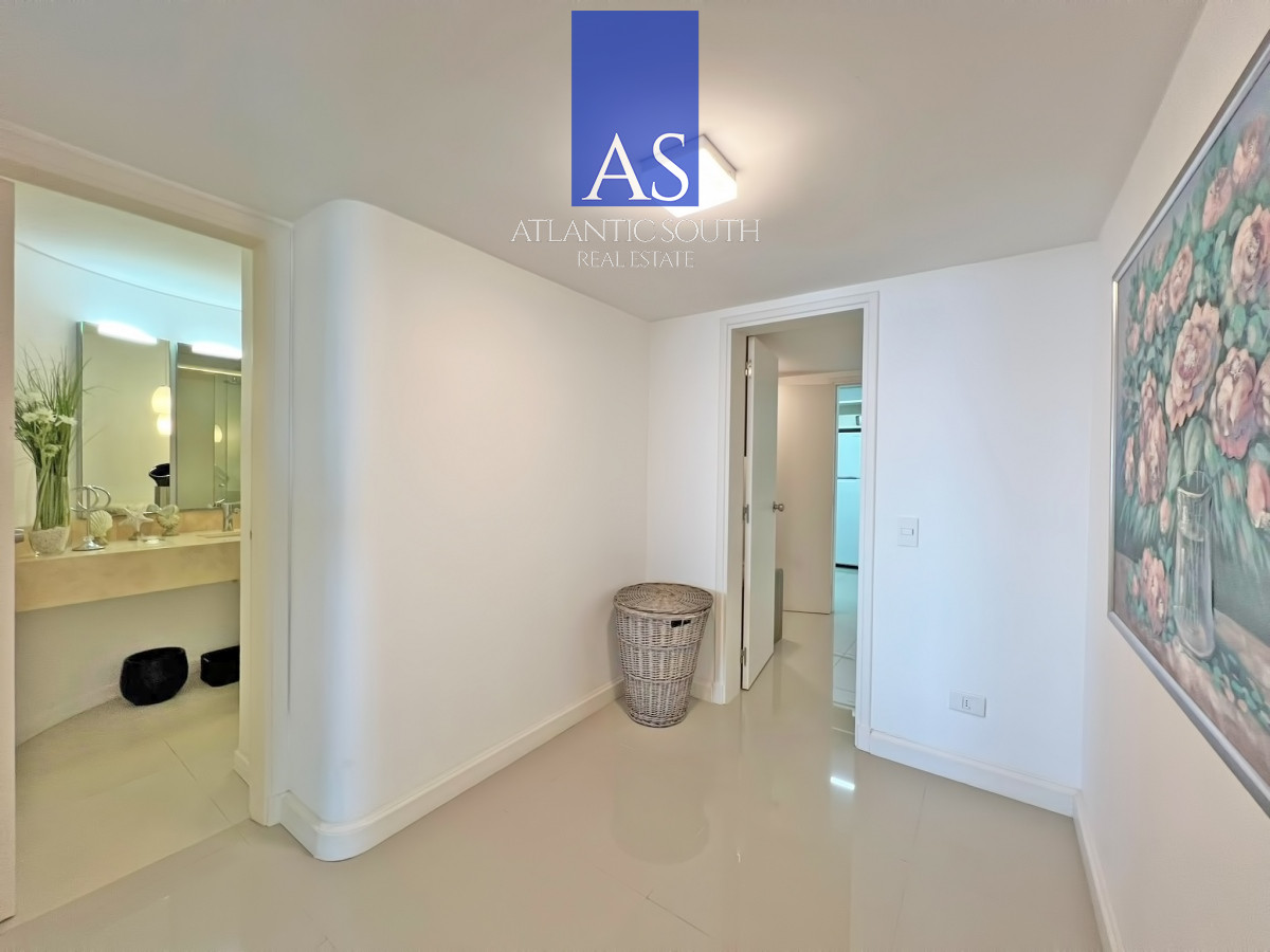 Apartamento ID.4824 - Frente al mar, reciclado en torre de gran categoría en venta 