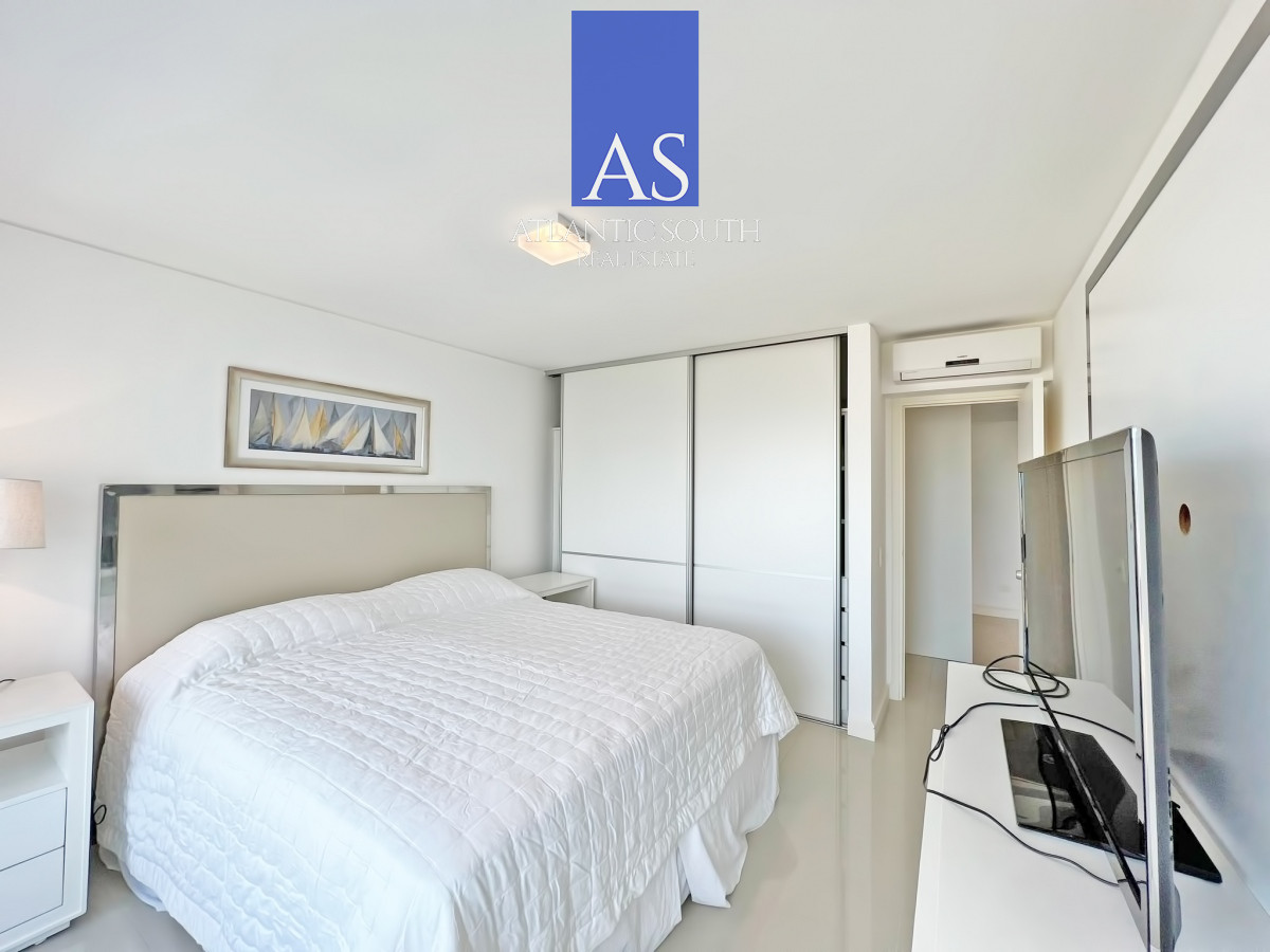 Apartamento ID.4824 - Frente al mar, reciclado en torre de gran categoría en venta 