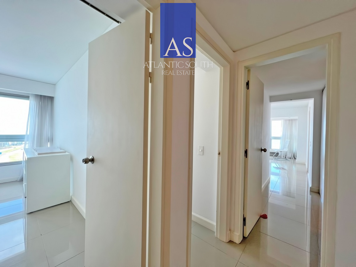 Apartamento ID.4824 - Frente al mar, reciclado en torre de gran categoría en venta 