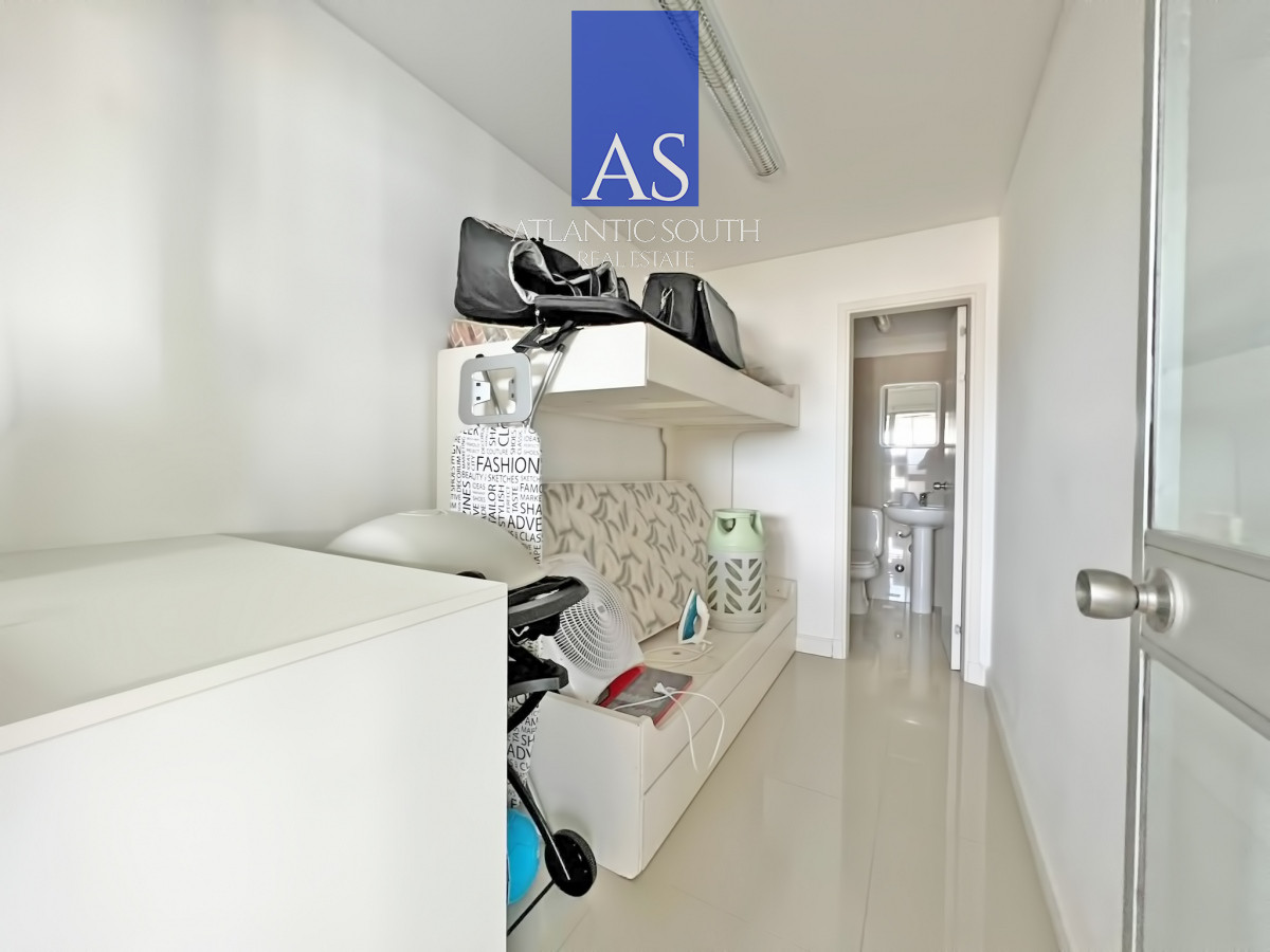 Apartamento ID.4824 - Frente al mar, reciclado en torre de gran categoría en venta 