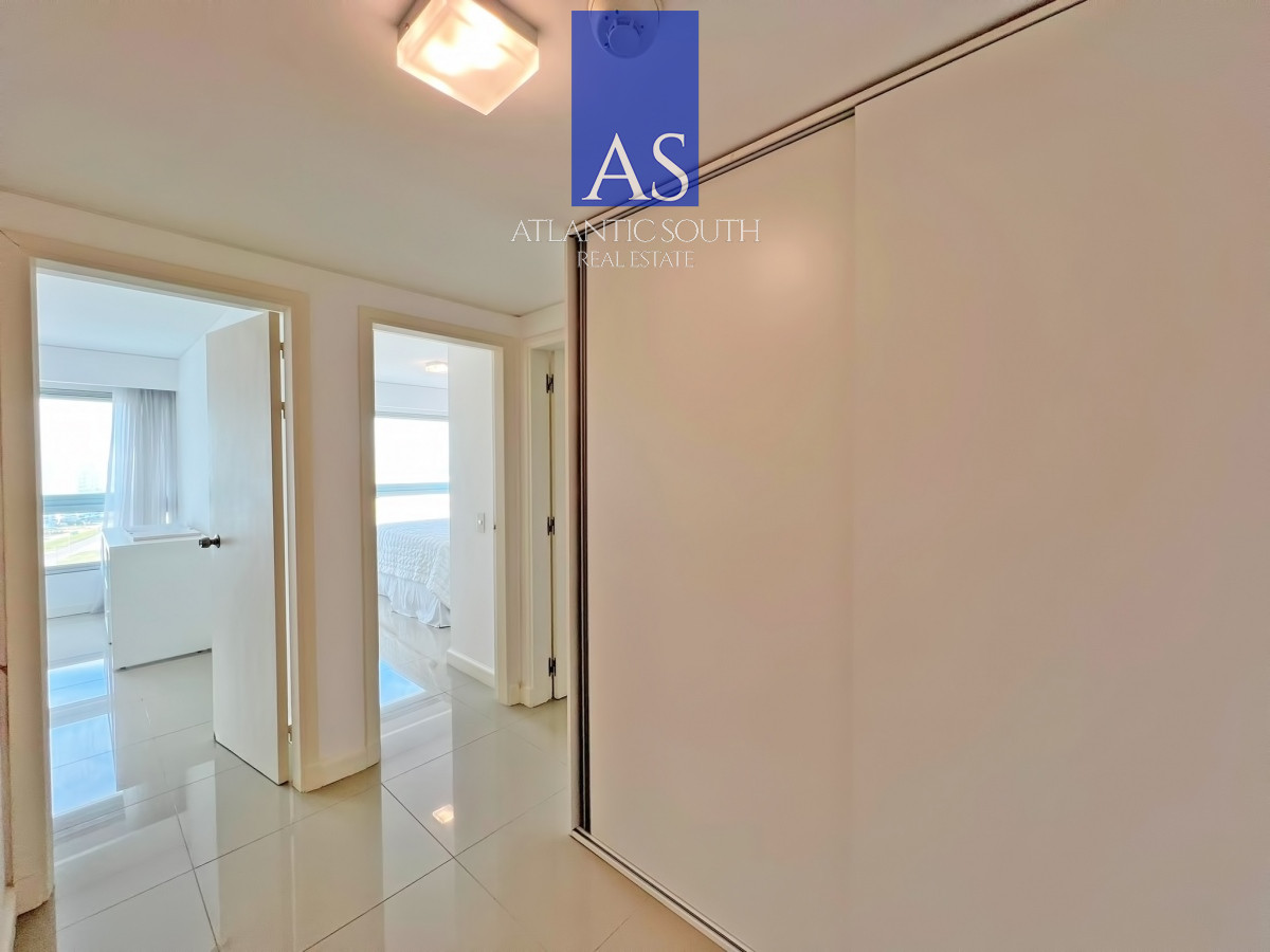 Apartamento ID.4824 - Frente al mar, reciclado en torre de gran categoría en venta 