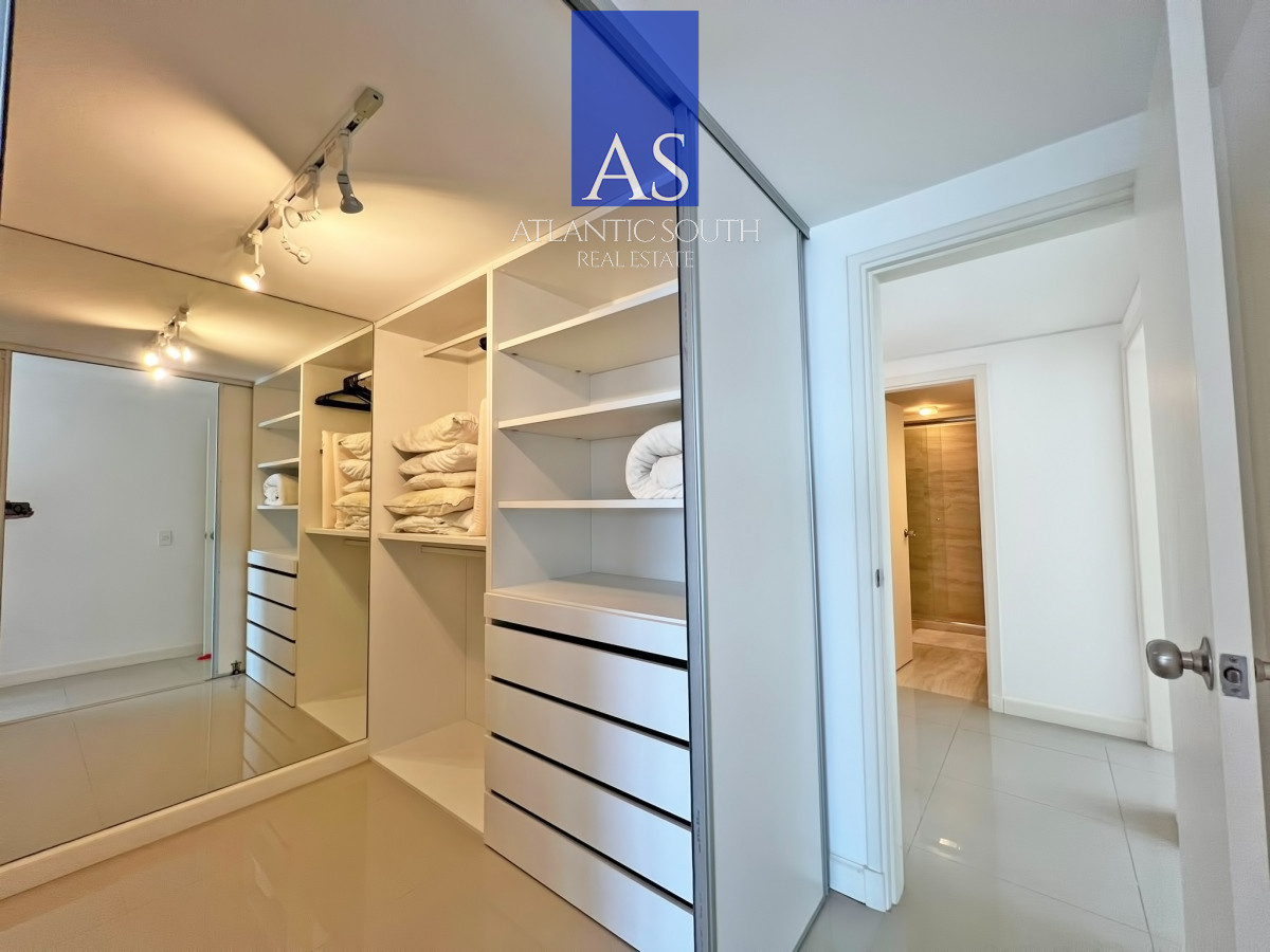 Apartamento ID.4824 - Frente al mar, reciclado en torre de gran categoría en venta 