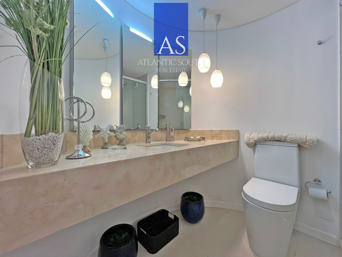 Apartamento ID.4824 - Frente al mar, reciclado en torre de gran categoría en venta 