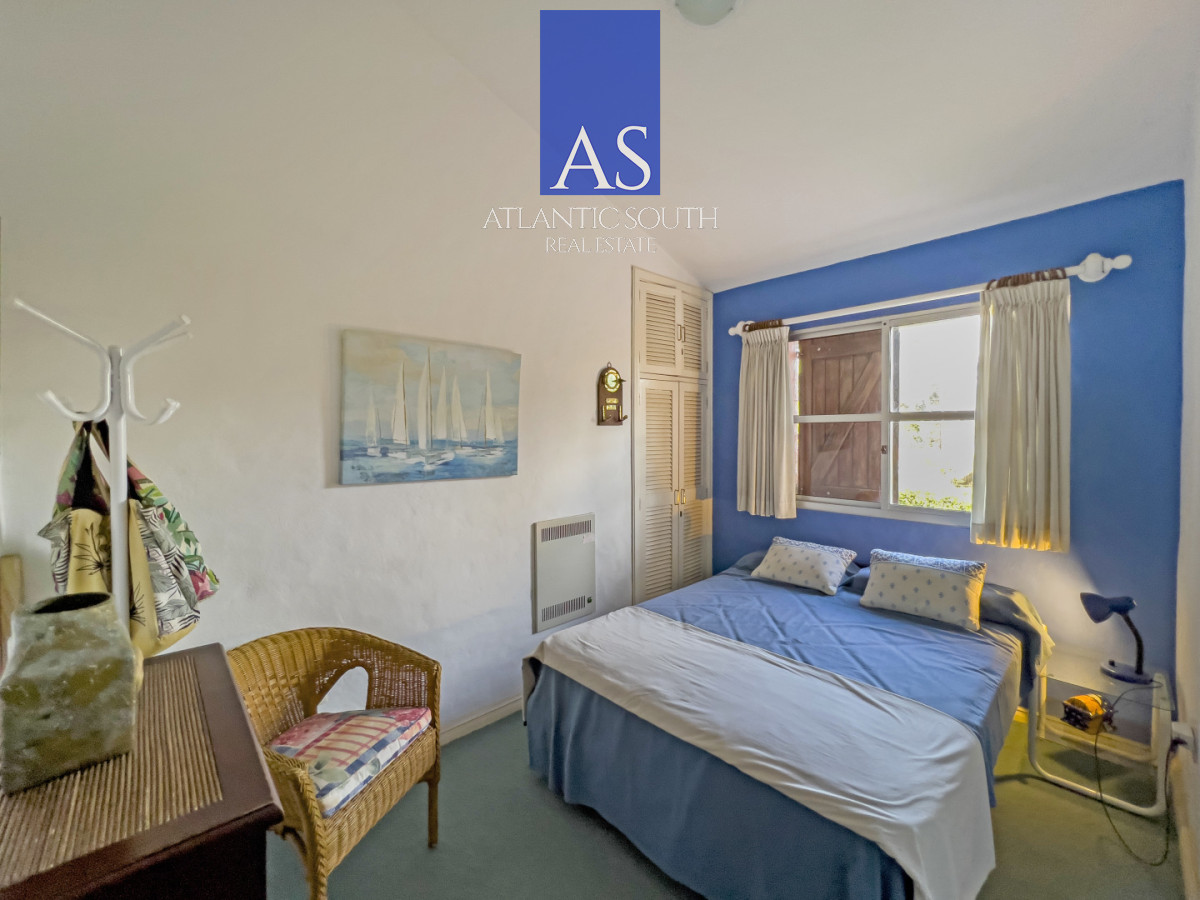 Apartamento ID.4912 - Apartamento 3 dormitorios con estufa y parrillero Playa Mansa