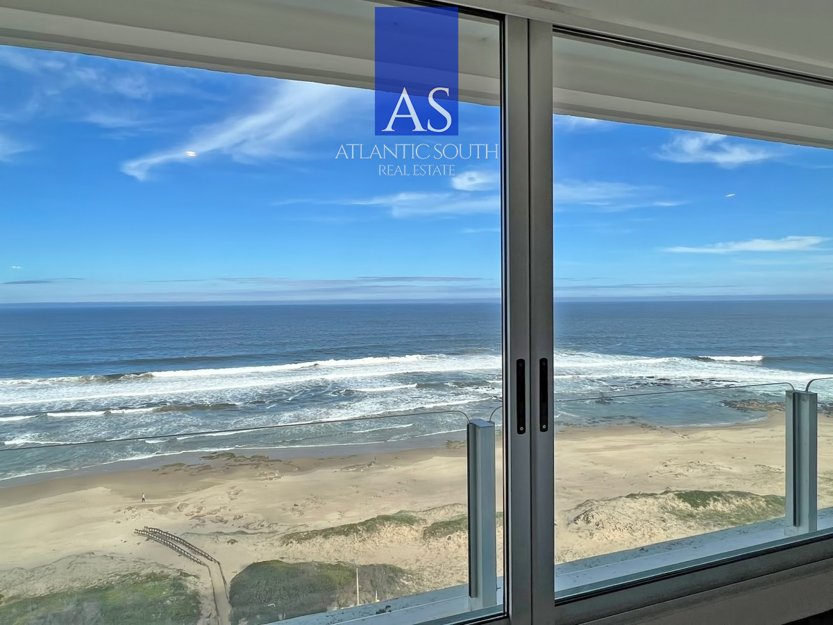 Apartamento ID.4824 - Frente al mar, reciclado en torre de gran categoría en venta 
