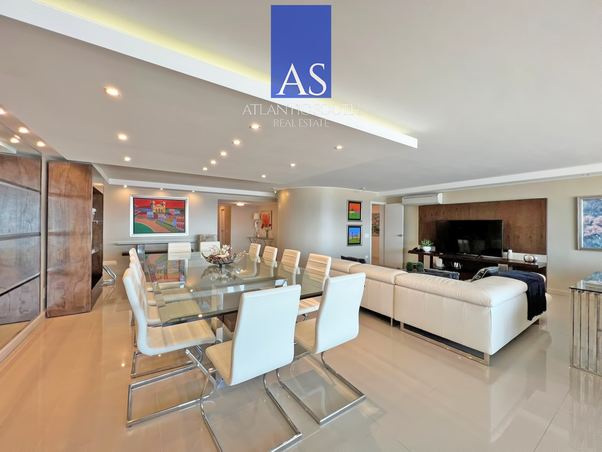 Apartamento ID.4824 - Frente al mar, reciclado en torre de gran categoría en venta 