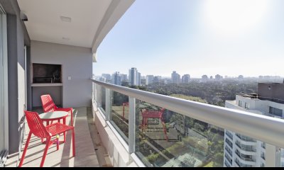 Oportunidad 2 dormitorios parrillero piso alto Punta del Este