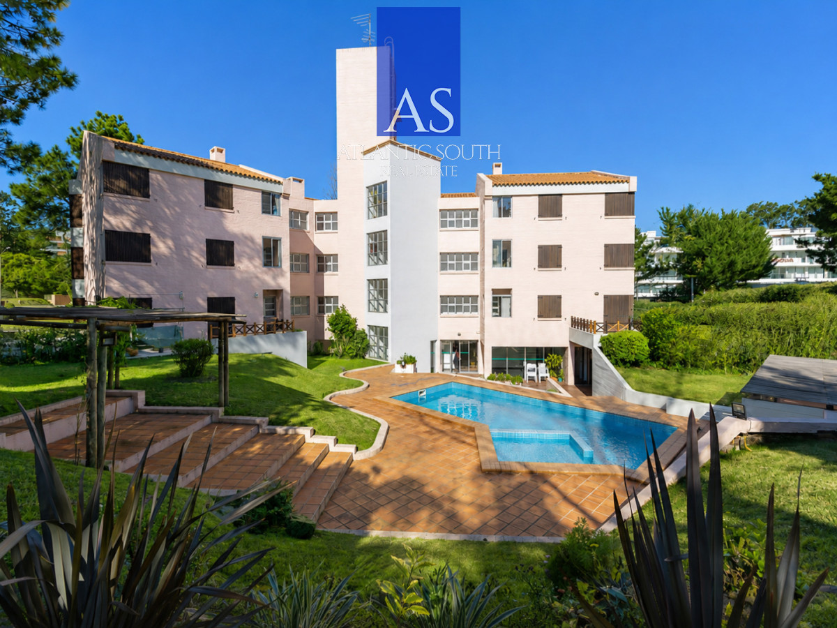 Apartamento ID.4912 - Apartamento 3 dormitorios con estufa y parrillero Playa Mansa
