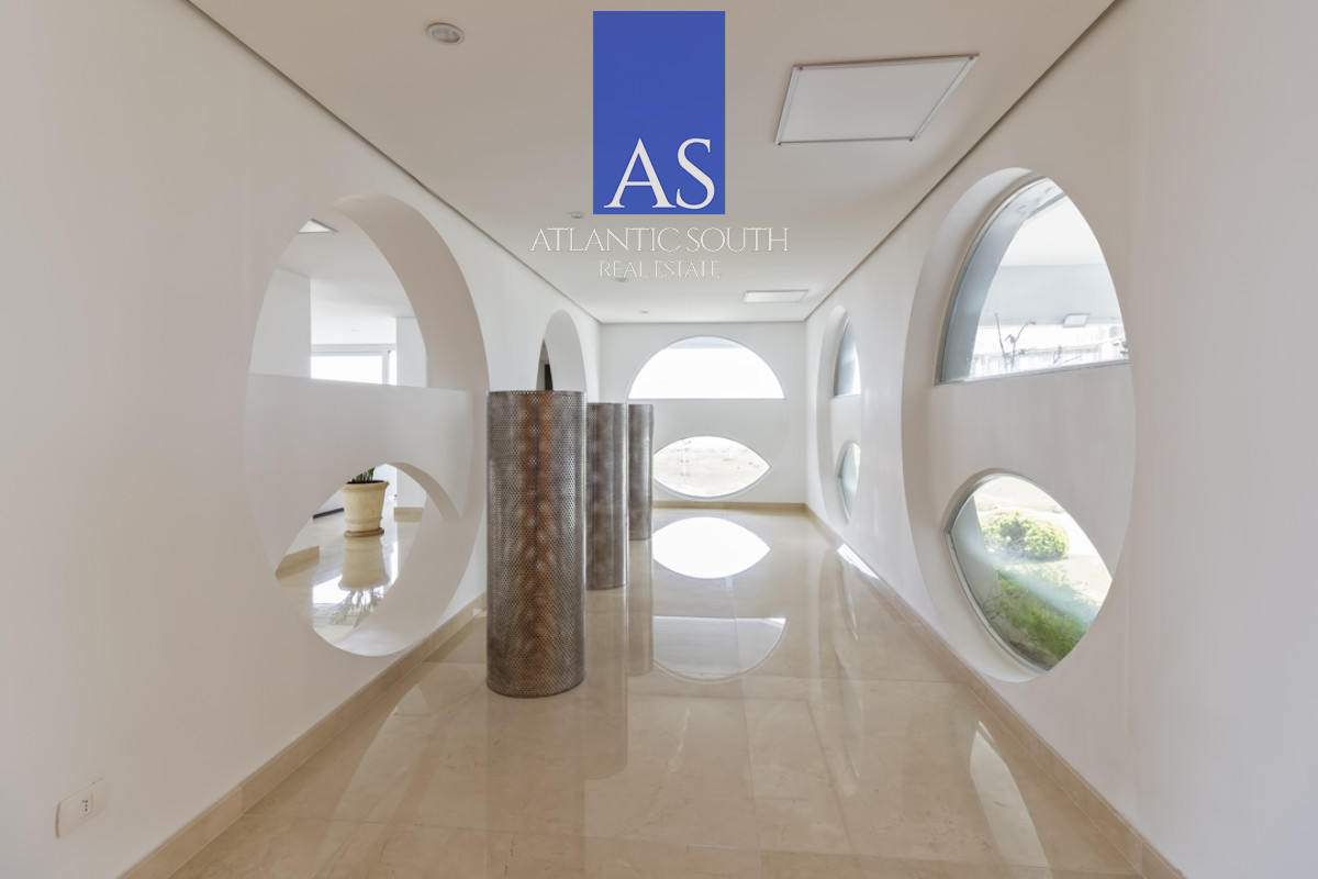 Apartamento ID.4824 - Frente al mar, reciclado en torre de gran categoría en venta 