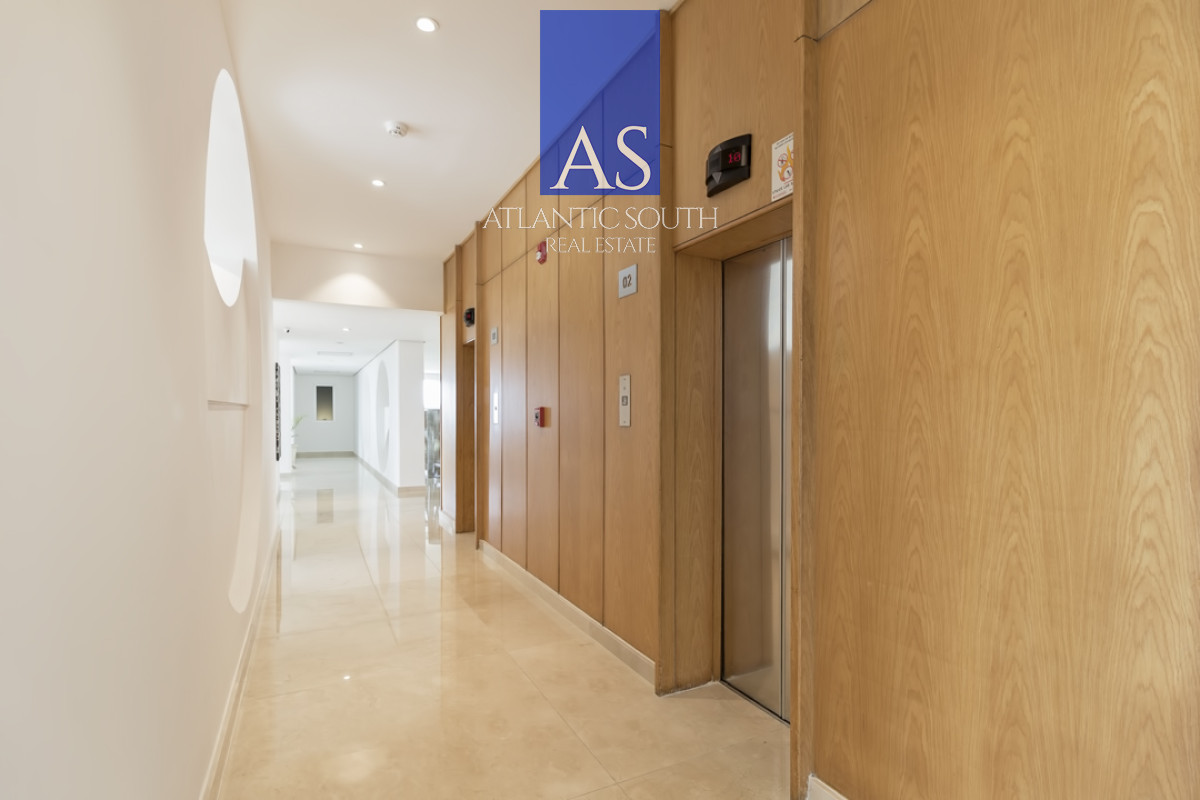 Apartamento ID.4824 - Frente al mar, reciclado en torre de gran categoría en venta 