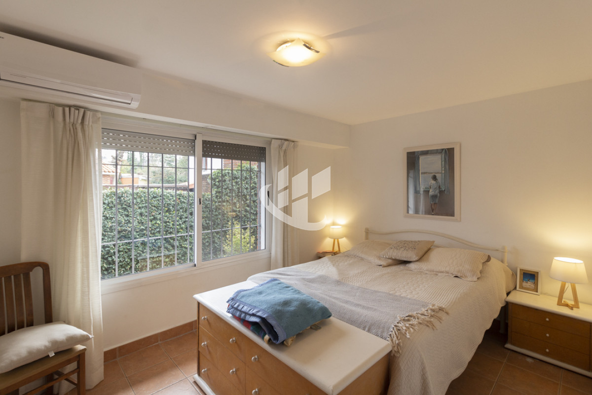 Casa ID.519 - Venta, casa, 4 dormitorios, Mansa, Punta del Este.