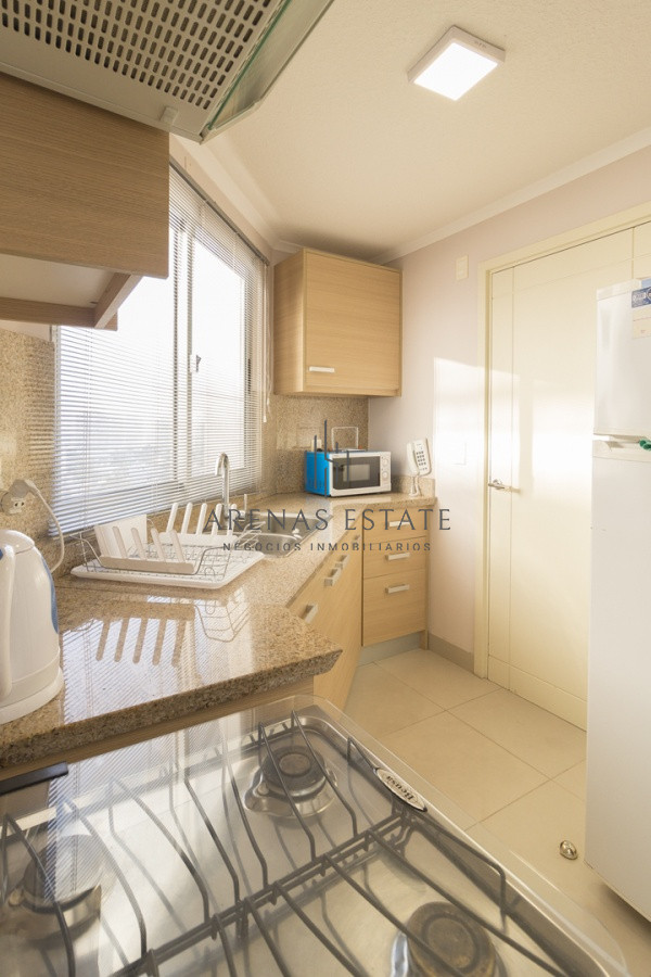 Apartamento ID.3119 - Piso alto, dos dormitorios, dos baños