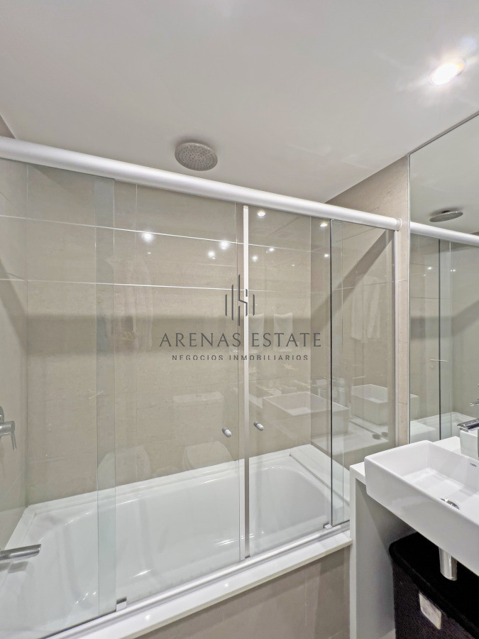 Apartamento ID.4062 - VENTA APARTAMENTO DOS DORMITORIOS PUNTA DEL ESTE