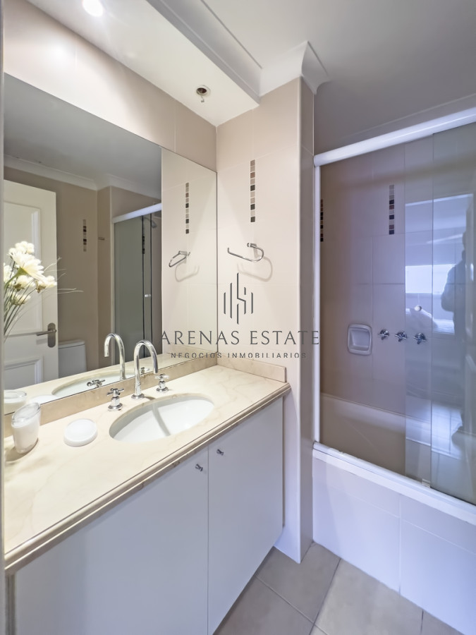 Apartamento ID.1668 - Departamento 2 dormitorios en Venta en Punta del Este