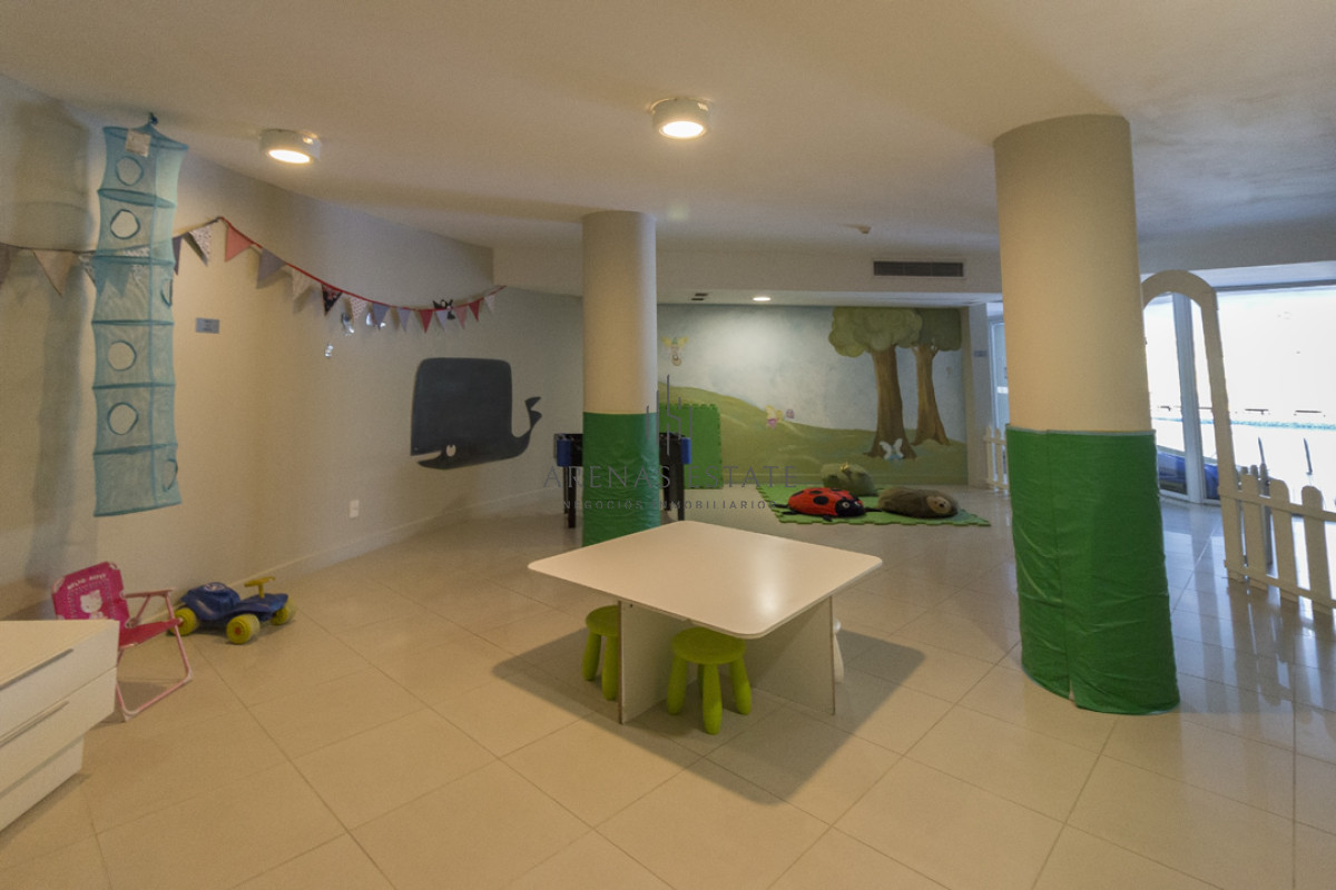Apartamento ID.3119 - Piso alto, dos dormitorios, dos baños