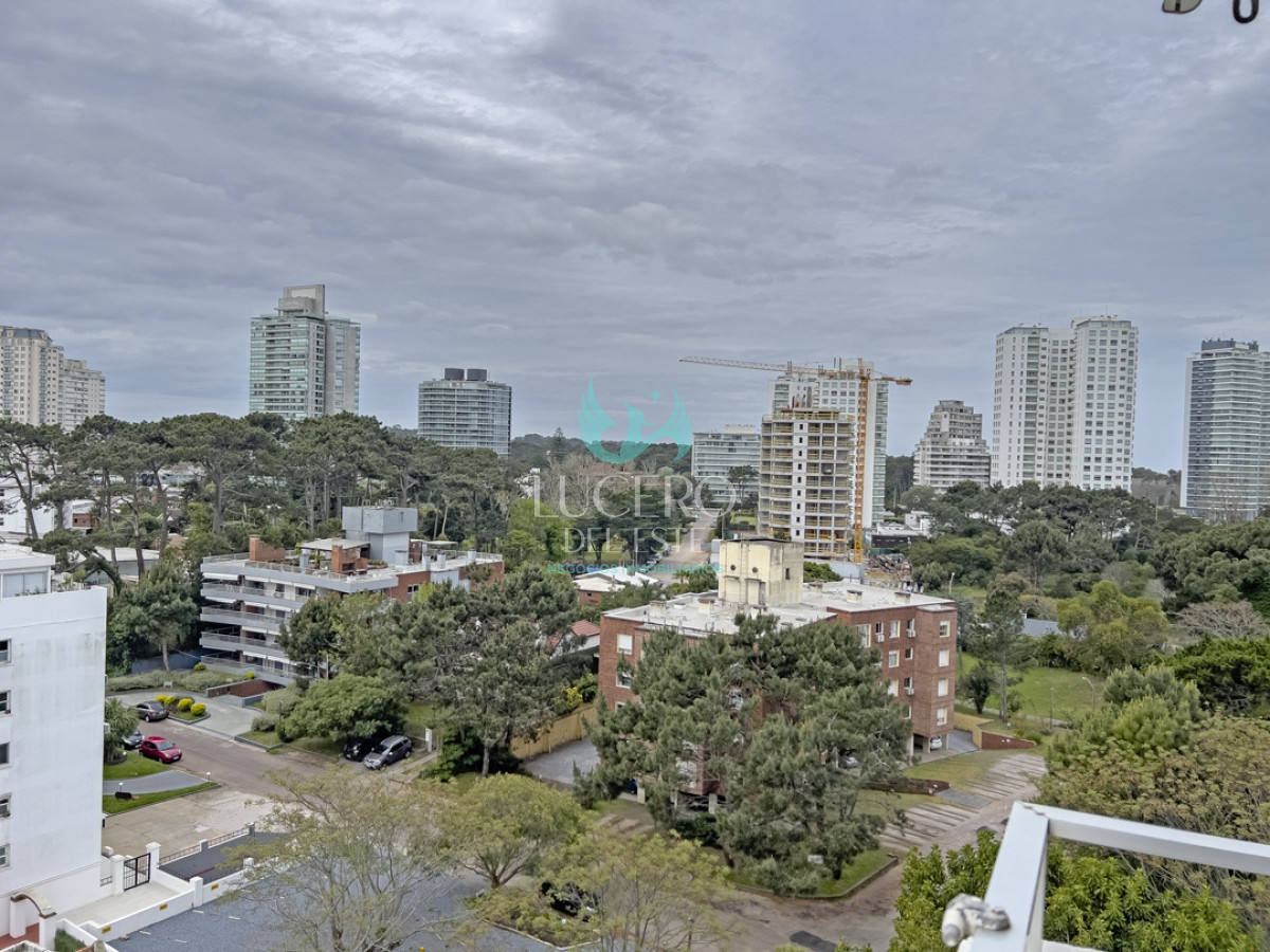 Apartamento ID.907 - Apartamento en venta en Aidy Grill Punta del Este, 2 dormitorios, 2 baños