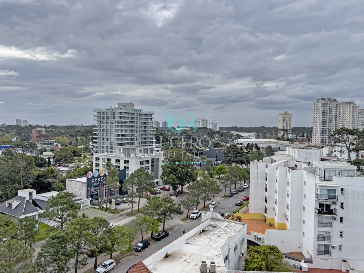 Apartamento ID.907 - Apartamento en venta en Aidy Grill Punta del Este, 2 dormitorios, 2 baños