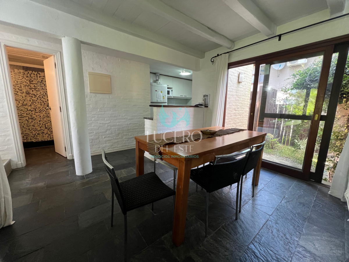 Casa ID.1589 - Casa duplex alquiler anual en barrio privado 2 dormitorios