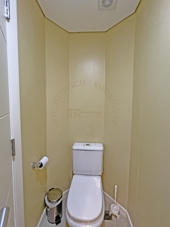 Apartamento ID.2502 - Apartamento en venta y alquiler en Mansa Punta del Este, 2 dormitorios, 3 baños