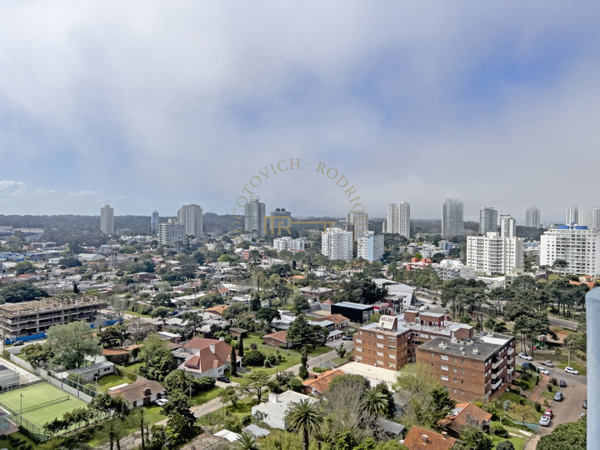 Apartamento ID.2502 - Apartamento en venta y alquiler en Mansa Punta del Este, 2 dormitorios, 3 baños